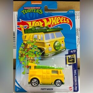 HOT WHEELS Teenage Mutant Ninja Turtles Party Wagon